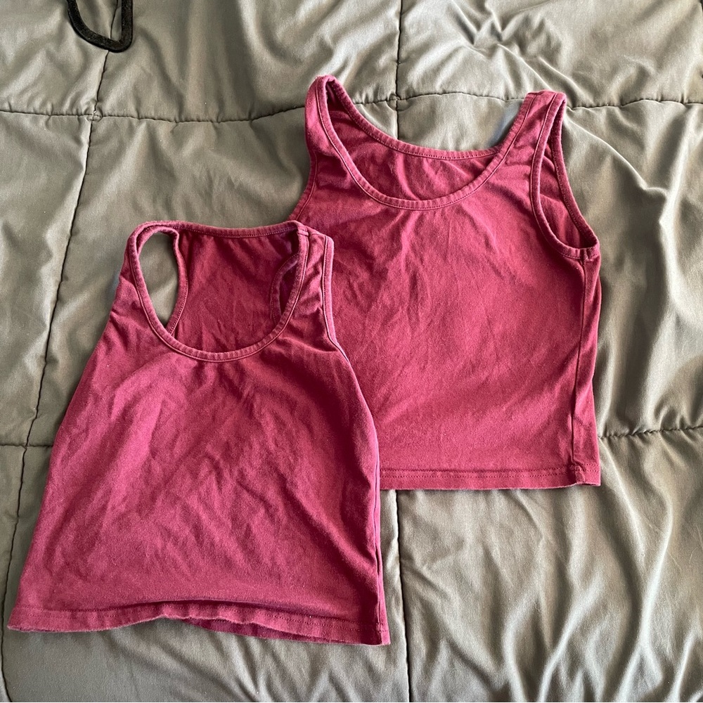 Duo purple tank tops